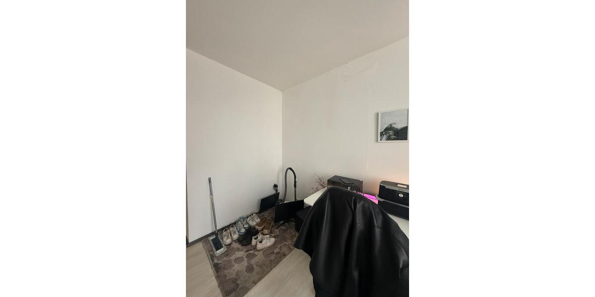 Etagenwohnung Düsseldorf Stadtmitte - 1 Zimmer, 22 m&sup2;, 550&euro; | Angebot:26647372