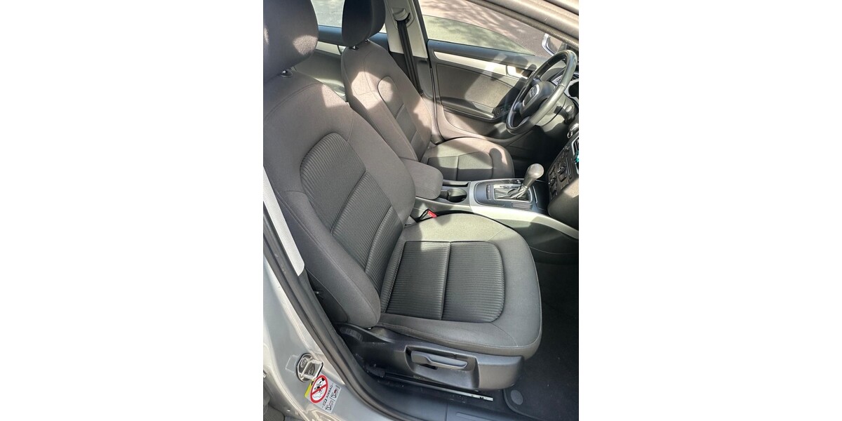 Audi A4 137.484 km 8.350 &euro; Düsseldorf 40213