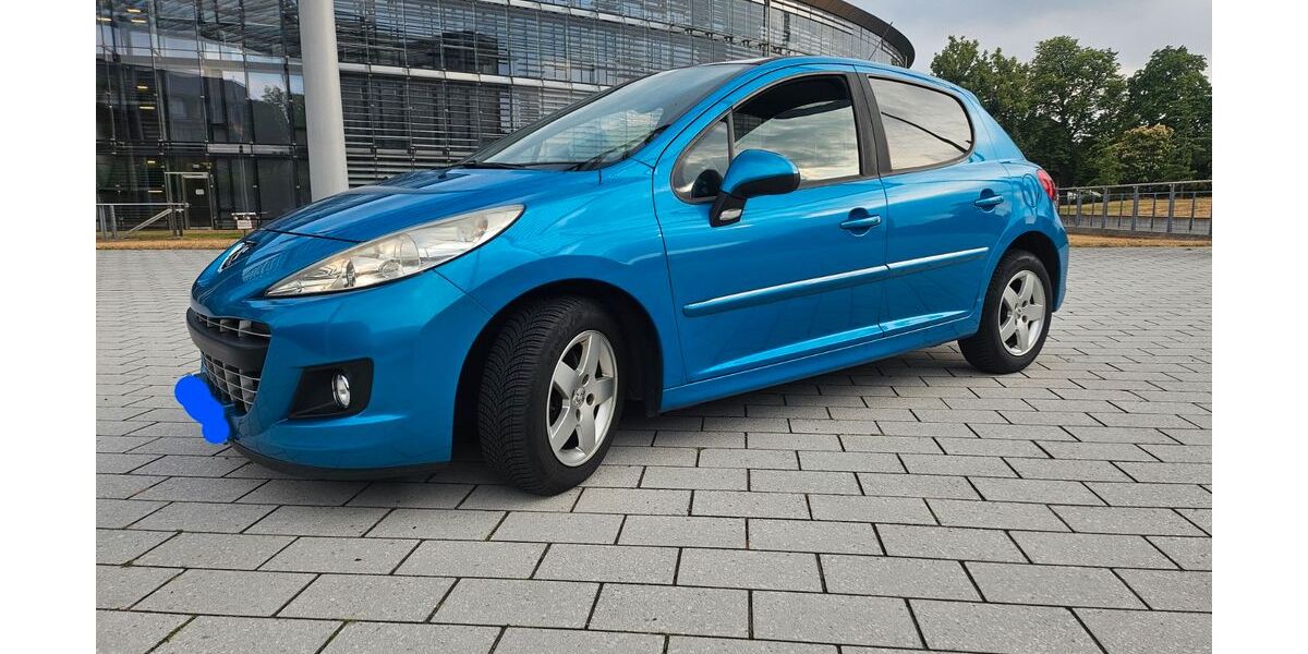 Peugeot 207 105.000 km 2.500 &euro; leverkusen 51377
