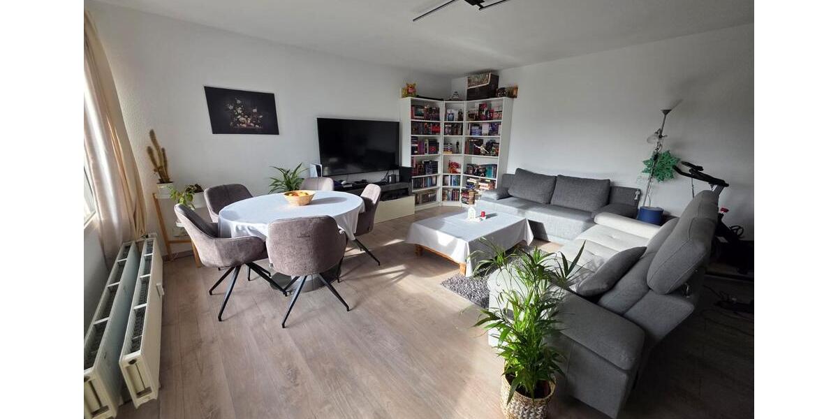 Etagenwohnung Wermelskirchen - 2.5 Zimmer, 71 m&sup2;, 750&euro; | Angebot:25102653