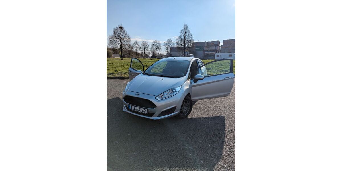 Ford Fiesta 124.000 km 5.200 &euro; Köln 50737
