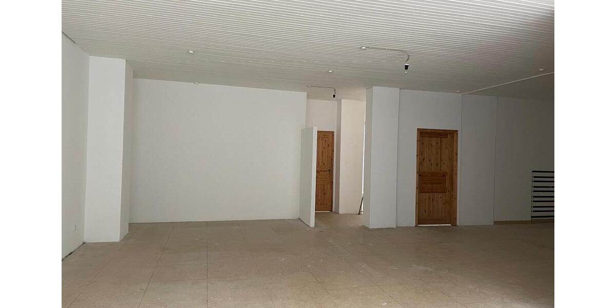 Gewerbeobjekt Haan - 2.000&euro; | Angebot:25048917