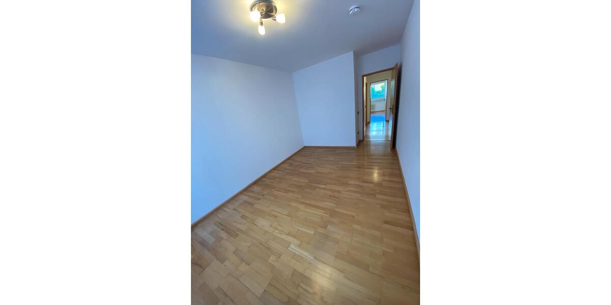 Erdgeschoßwohnung Düsseldorf Stadtbezirk 8 - 3 Zimmer, 87 m&sup2;, 340.000&euro; | Angebot:25150976