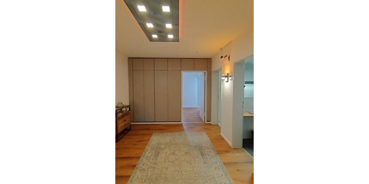 Verkauf eines kleinen Hotel garni in Köln voll genehmigter Beherbergungsbetrieb mit 8 Betten 4 Zimmern, studentisches Wohnen denkbar - Gewerbeobjekt Köln Mülheim | Angebot:22794810