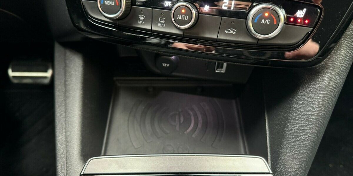 Opel Mokka-e Ultimate, Navi Pro, LED-Matrix-Licht, Kame 9.500 km 26.980 &euro; HAAN 42781