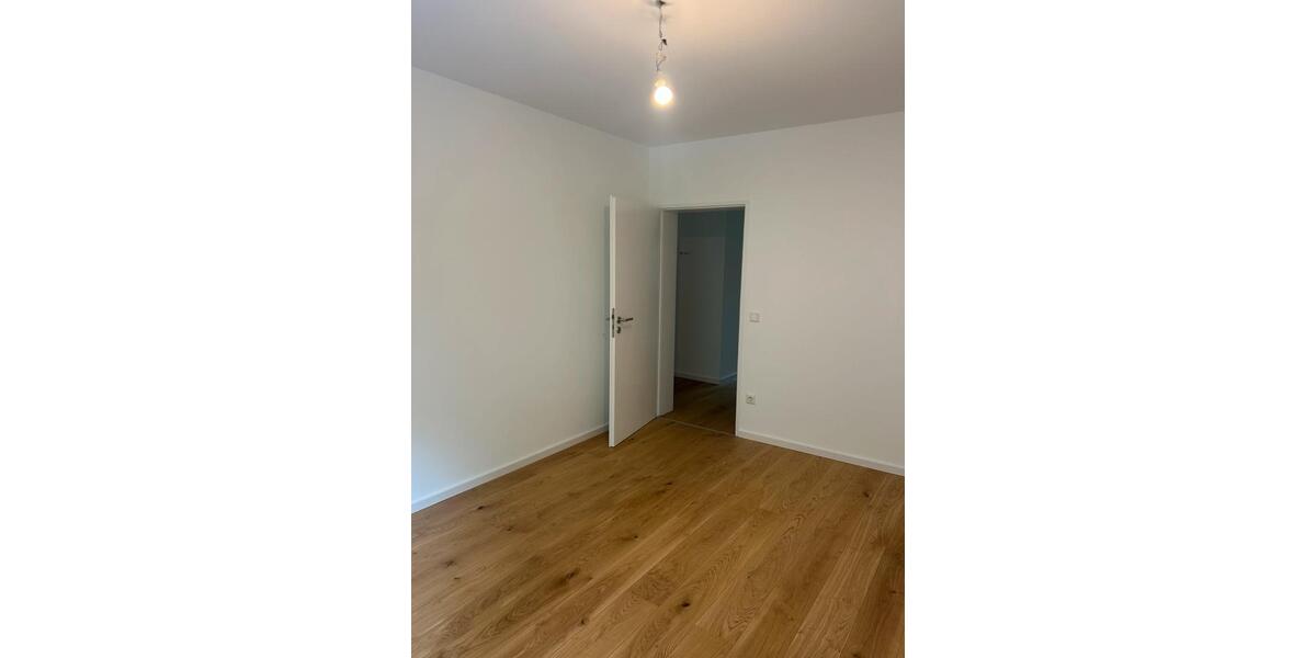 Etagenwohnung Hilden - 4 Zimmer, 100 m&sup2;, 1.550&euro; | Angebot:26701734
