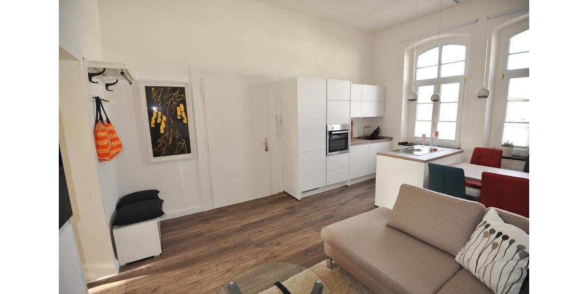 Etagenwohnung Düsseldorf Flingern Süd - 1 Zimmer, 42 m&sup2;, 1.550&euro; | Angebot:26533976