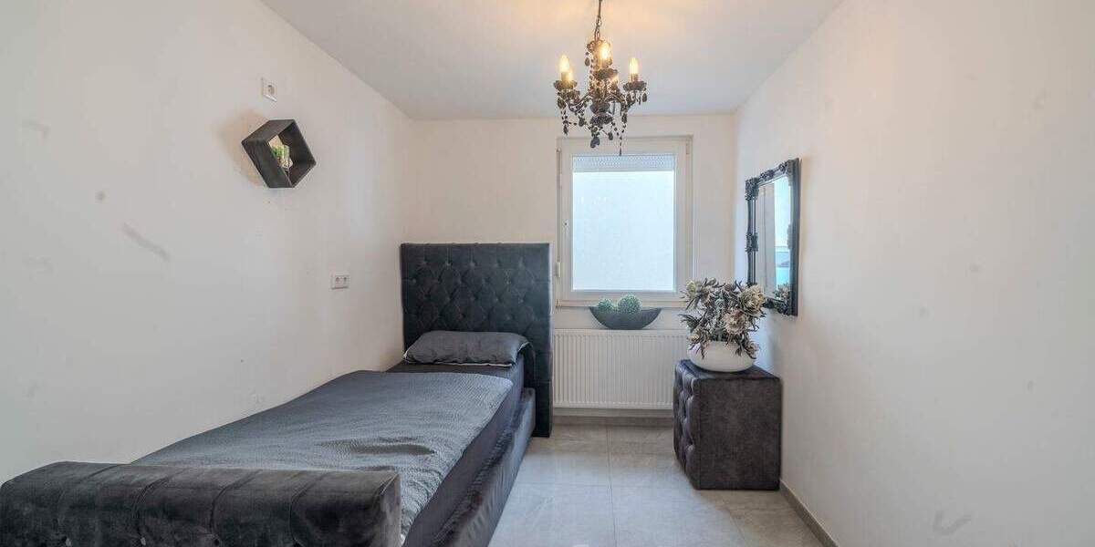 Einfamilienhaus Leichlingen - 8 Zimmer, 176 m&sup2;, 699.000&euro; | Angebot:25669323