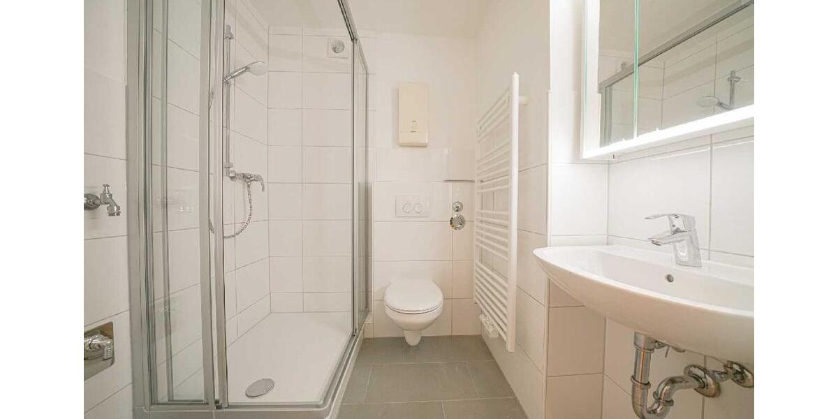 Erdgeschoßwohnung Düsseldorf Stadtbezirk 6 - 2 Zimmer, 48 m&sup2;, 570&euro; | Angebot:25184458