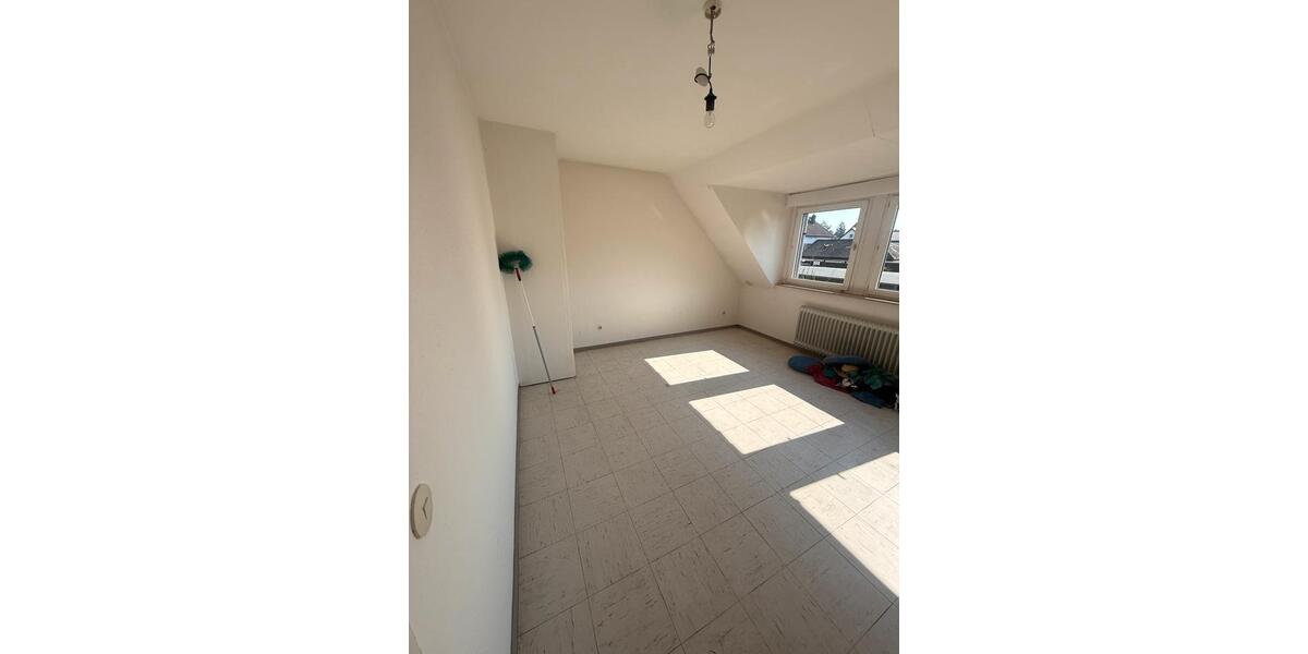 Einfamilienhaus Düsseldorf Stadtbezirk 5 - 5 Zimmer, 160 m&sup2;, 700.000&euro; | Angebot:25926089