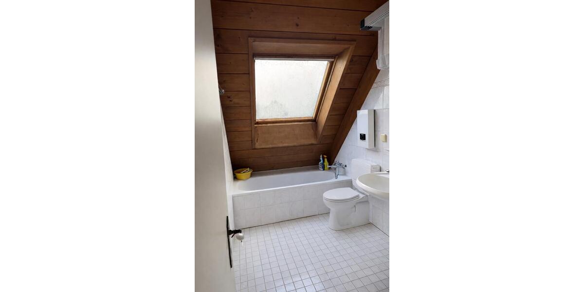 Maisonettenwohnung Düsseldorf Stadtbezirk 7 - 3 Zimmer, 140 m&sup2;, 1.750&euro; | Angebot:26035178