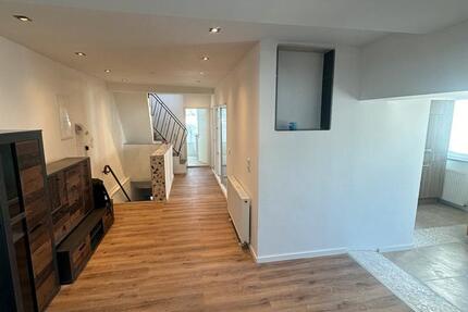 Wohnung Meerbusch - 4 Zimmer, 120 m&sup2;, 1.800&euro; | Angebot:26690637