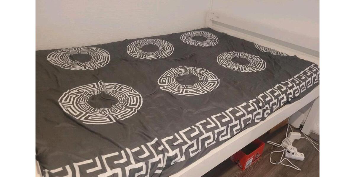 Dachgeschoßwohnung Köln Kalk - 1 Zimmer, 25 m&sup2;, 650&euro; | Angebot:25895254