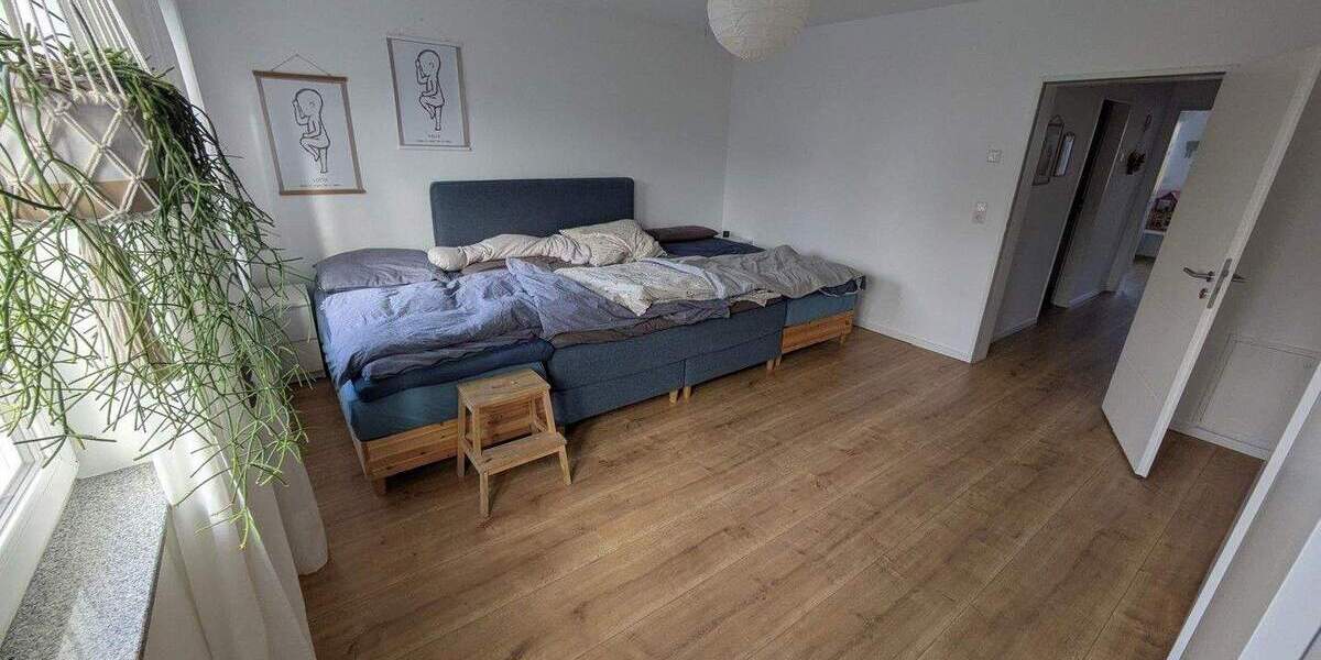 Reihenmittelhaus Leverkusen Lützenkirchen - 6 Zimmer, 174 m&sup2;, 555.000&euro; | Angebot:25798466