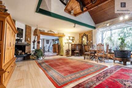 Haus Düsseldorf Stadtbezirk 8 - 10 Zimmer, 600 m&sup2;, 1.280.000&euro; | Angebot:24345410