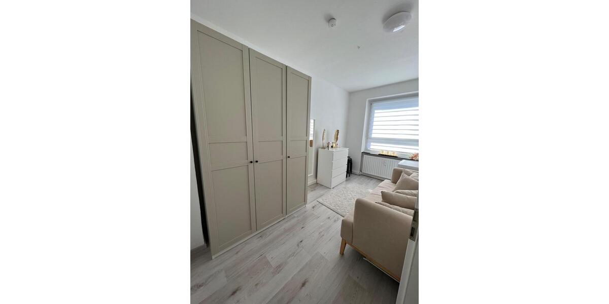 Etagenwohnung Remscheid - 3 Zimmer, 75 m&sup2;, 850&euro; | Angebot:25934316