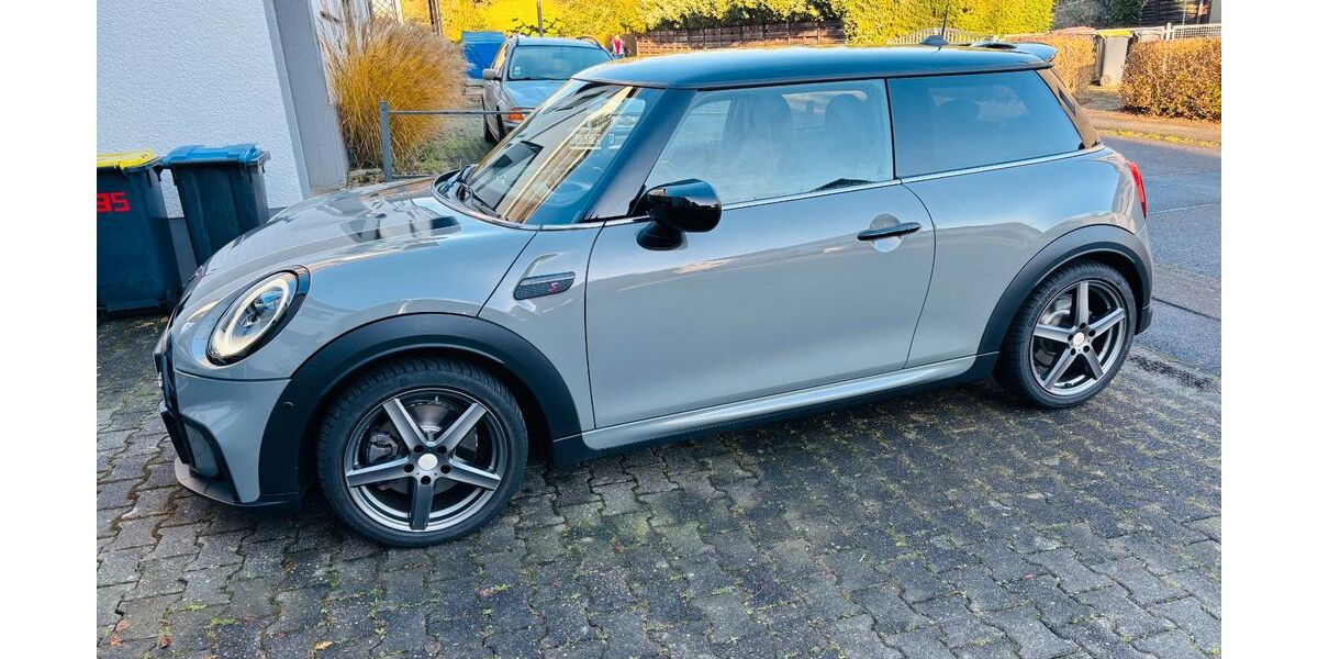 Mini John Cooper Works 14.573 km 28.000 &euro; Köln-Kalk 51103