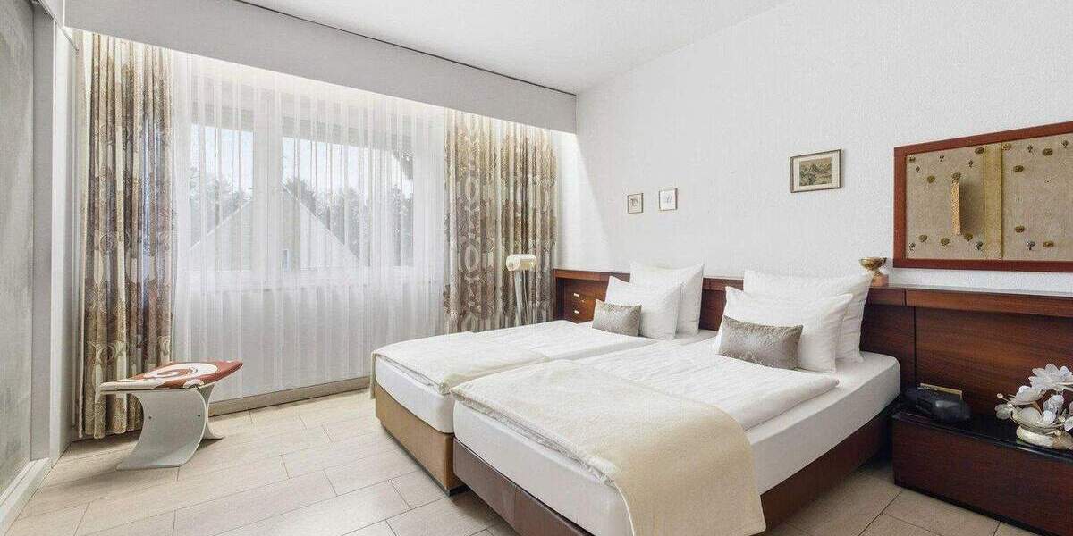 Einfamilienhaus Heiligenhaus Mitte - 6 Zimmer, 354 m&sup2;, 725.000&euro; | Angebot:25934083