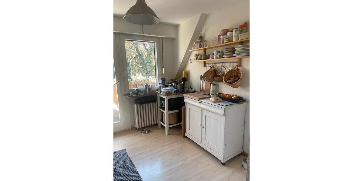 Dachgeschoßwohnung Bergisch Gladbach Frankenforst - 2.5 Zimmer, 70 m&sup2;, 540&euro; | Angebot:25979596