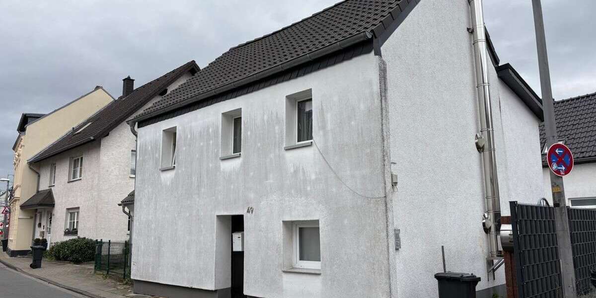 Einfamilienhaus Köln Mülheim - 8 Zimmer, 142 m&sup2;, 419.000&euro; | Angebot:25626940