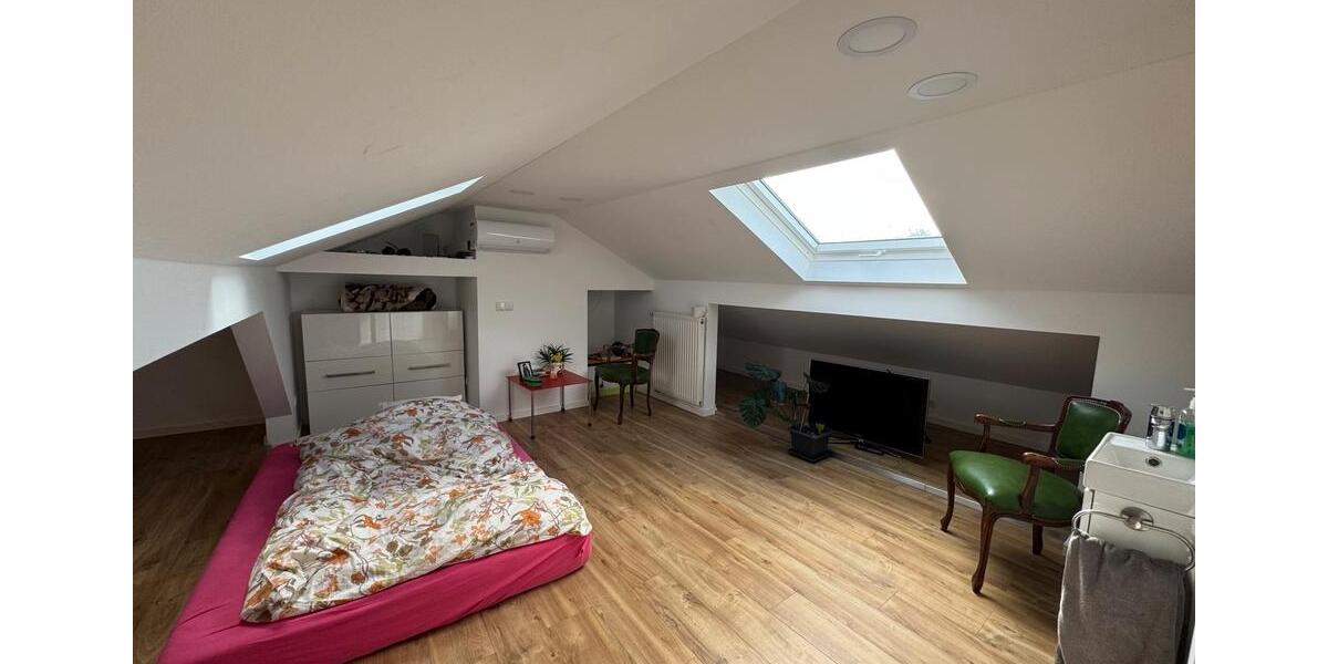 Einfamilienhaus Willich - 5 Zimmer, 430 m&sup2;, 2.800&euro; | Angebot:26645782