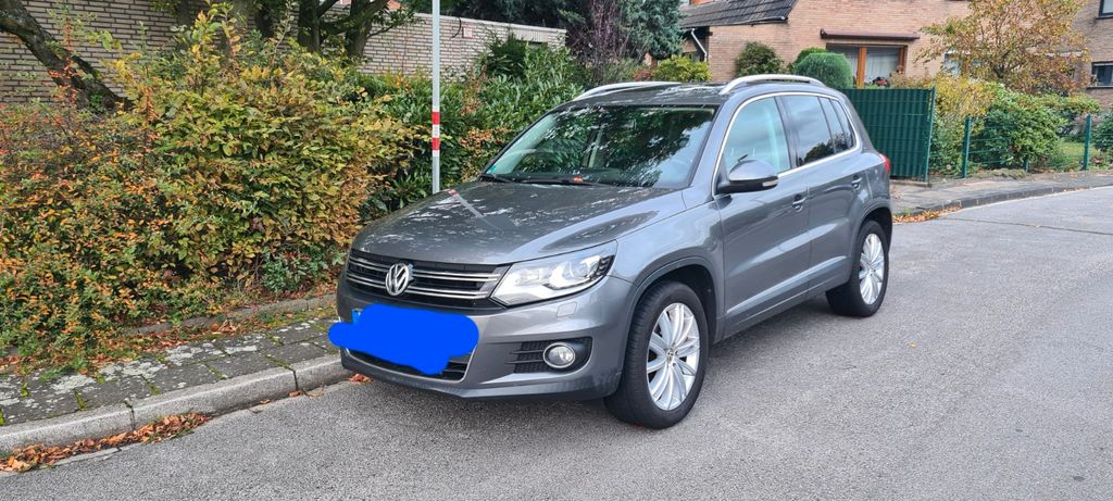 VW Tiguan 205.000 km 9.500 &euro; Neuss 41472