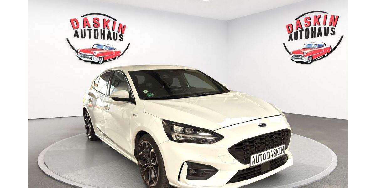 Ford Focus 120.000 km 10.700 &euro; Köln 50827