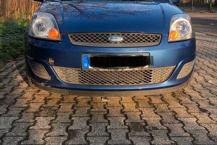 Ford Fiesta 180.000 km 1.650 &euro; Köln 50765