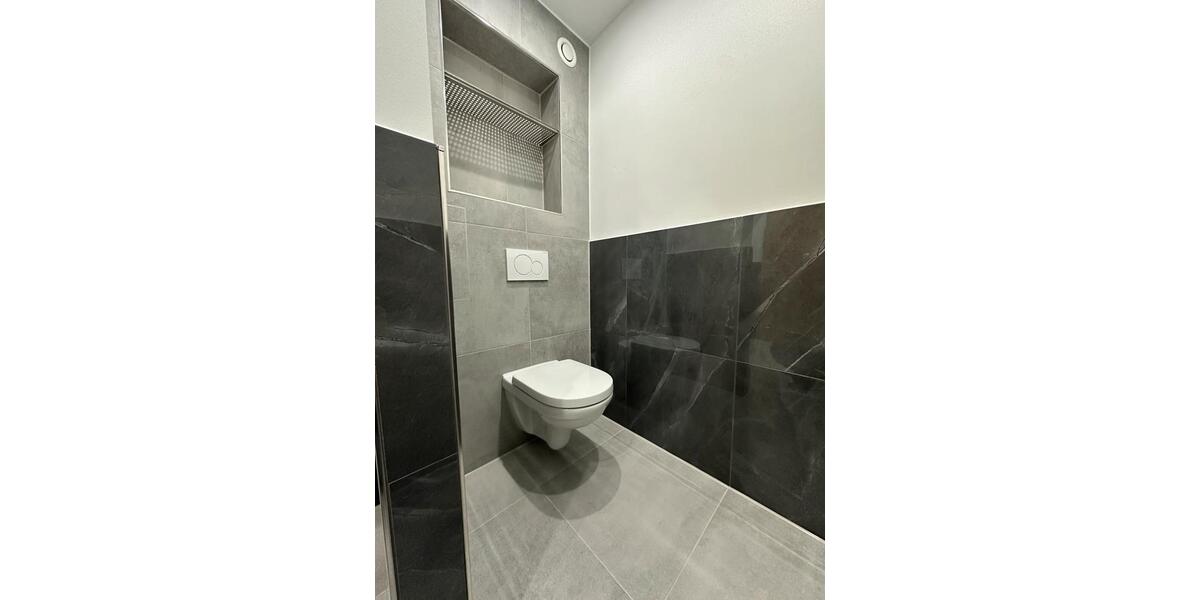 Etagenwohnung Düsseldorf Düsseltal - 2 Zimmer, 68 m&sup2;, 1.400&euro; | Angebot:25957360