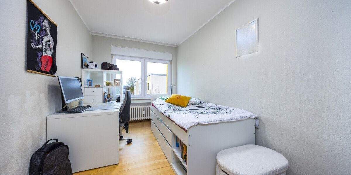 Etagenwohnung Meerbusch Büderich - 4 Zimmer, 93 m&sup2;, 340.000&euro; | Angebot:25708224