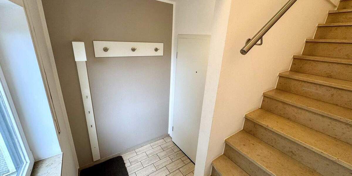 Etagenwohnung Leverkusen Küppersteg - 3 Zimmer, 85 m&sup2;, 329.000&euro; | Angebot:25675623