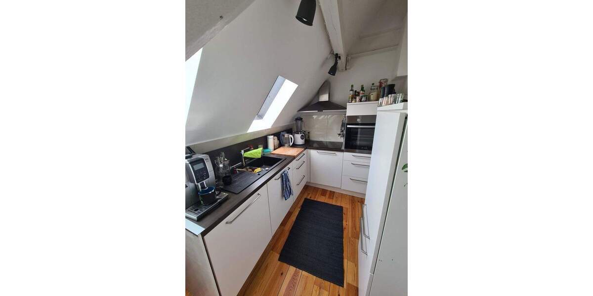 Etagenwohnung Düsseldorf Pempelfort - 4 Zimmer, 95 m&sup2;, 1.300&euro; | Angebot:25846216