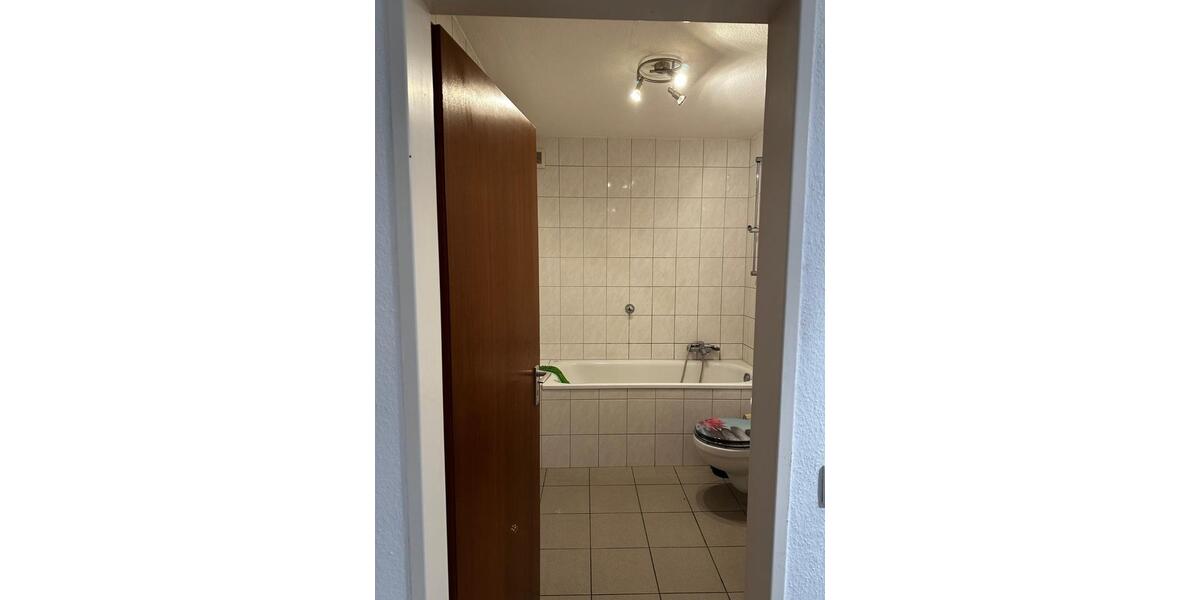 Erdgeschoßwohnung Meerbusch Kierst - 2 Zimmer, 56 m&sup2;, 600&euro; | Angebot:25822563