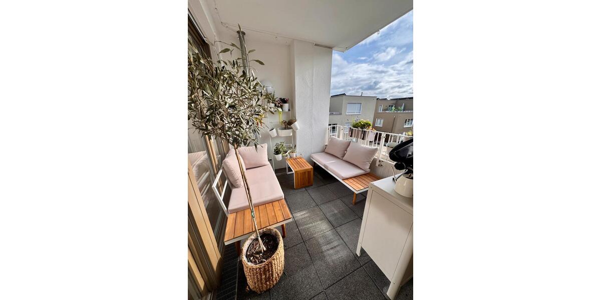 Etagenwohnung Köln Lindenthal - 3 Zimmer, 83 m&sup2;, 2.050&euro; | Angebot:26031726