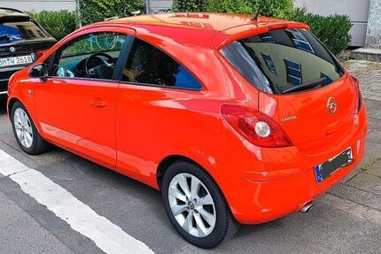Opel Corsa 117.000 km 4.900 &euro; Köln 50829