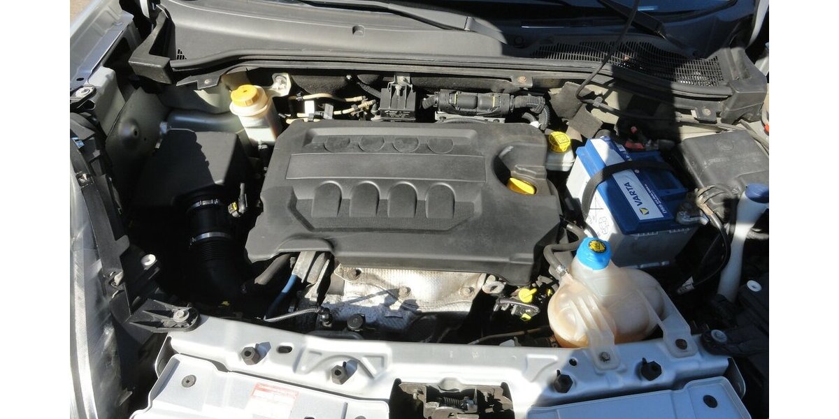 Opel Combo Edition 1,6 d Klima PDC SHZ AHK 5Sitzer 124.000 km 6.390 &euro; Neuss 41462