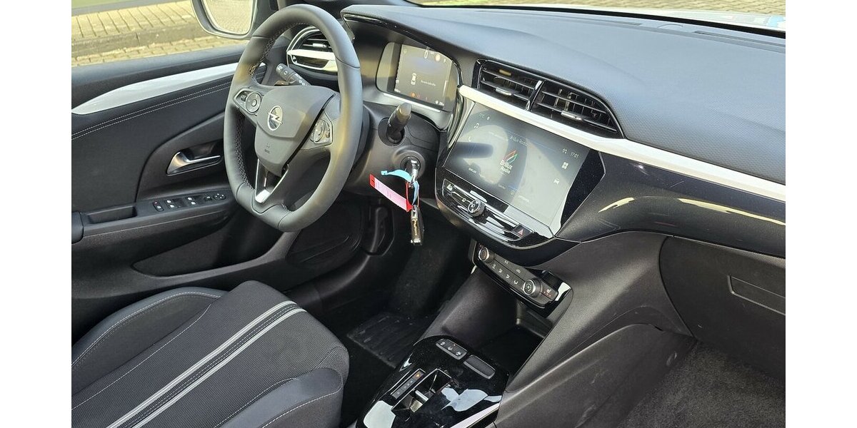 Opel Corsa GS Automatik|Winterpaket|ACC|Kamera 16.872 km 18.550 &euro; Wermelskirchen 42929