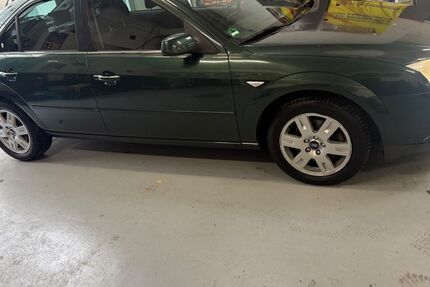Ford Mondeo 140.000 km 2.999 &euro; Köln 50827