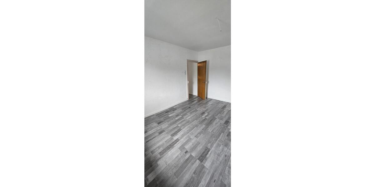 Erdgeschoßwohnung Hilden Forstbach - 3 Zimmer, 80 m&sup2;, 1.100&euro; | Angebot:26652937