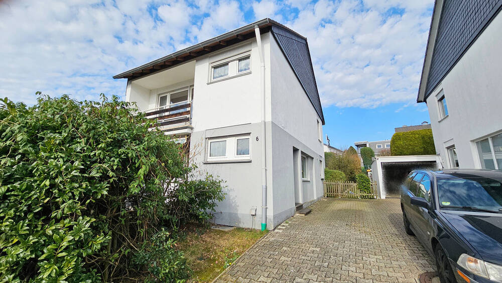 Doppelhaushälfte Odenthal / Blecher Blecher - 4 Zimmer, 111 m&sup2;, 335.000&euro; | Angebot:26017456