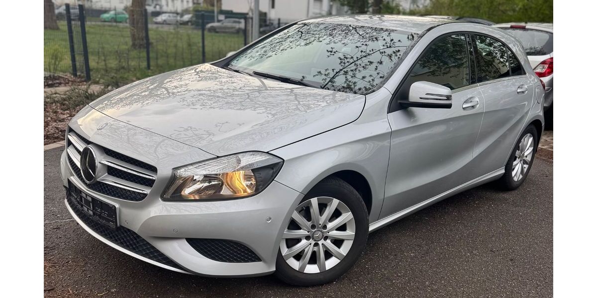 Mercedes-Benz A 180 85.700 km 12.400 &euro; Leverkusen 51373