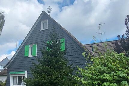 Haus Solingen Aufderhöhe - 6 Zimmer, 147 m&sup2;, 1.450&euro; | Angebot:26682760