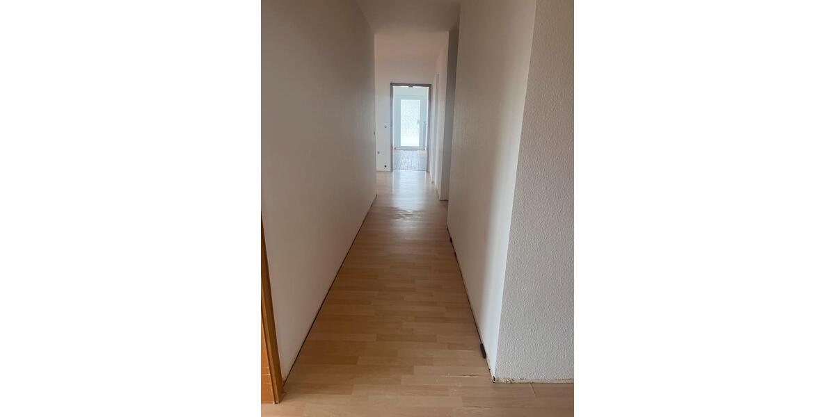 Etagenwohnung Wermelskirchen - 3 Zimmer, 101 m&sup2;, 1.200&euro; | Angebot:26400653