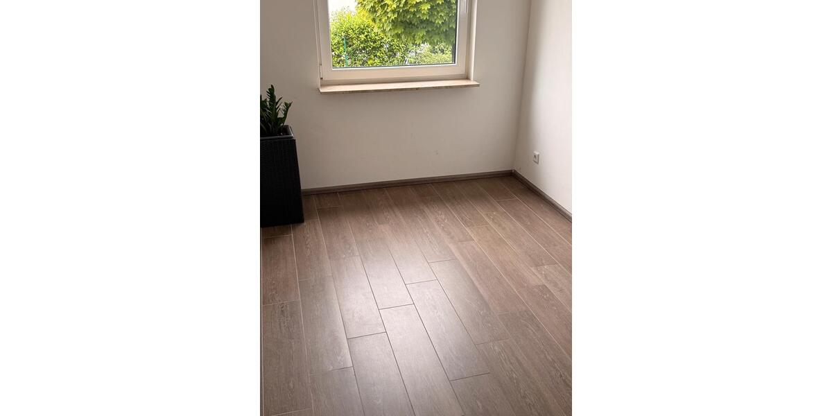 Erdgeschoßwohnung Odenthal - 3 Zimmer, 85 m&sup2;, 1.200&euro; | Angebot:26546049