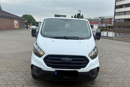 Ford Transit Custom 154.000 km 8.329 &euro; Köln 50825
