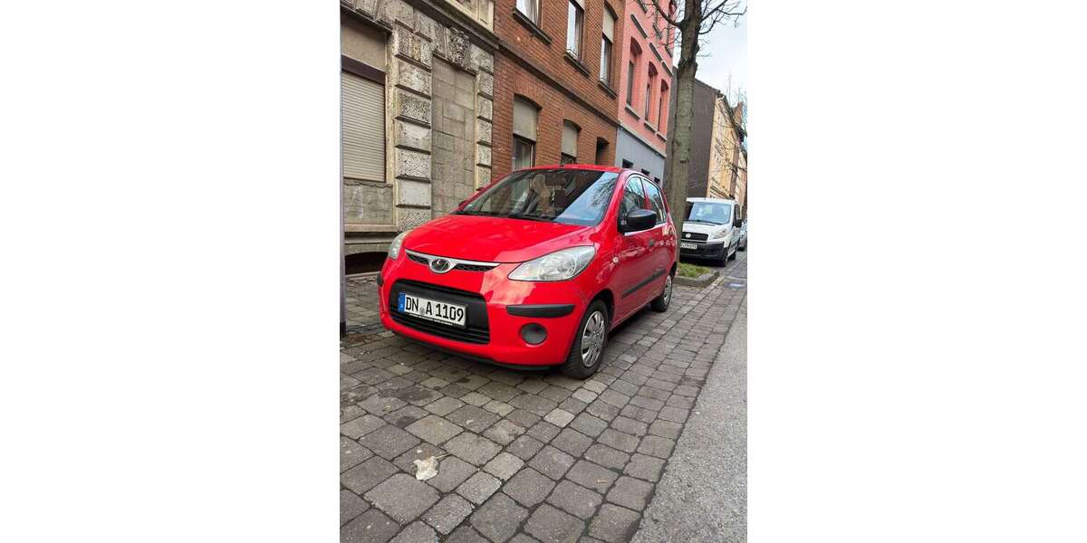 Hyundai i10 86.500 km 2.500 &euro; köln 50733