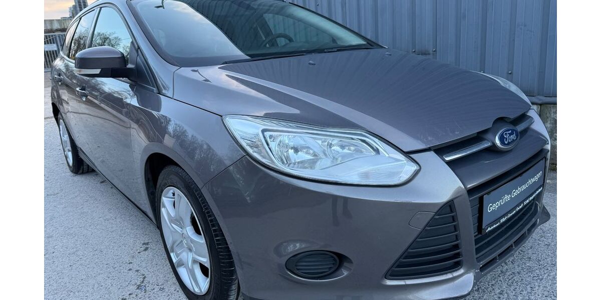 Ford Focus 185.267 km 2.490 &euro; Bergisch Gladbach 51467