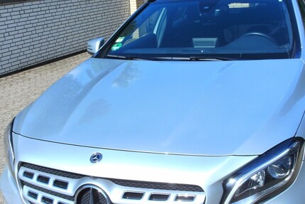 Mercedes-Benz GLA 220 4Matic Sport 14.200 km 32.500 &euro; Kürten 51515