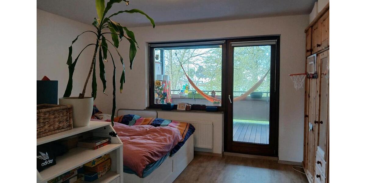 Etagenwohnung Köln Lindenthal - 4 Zimmer, 84 m&sup2;, 800&euro; | Angebot:26019188