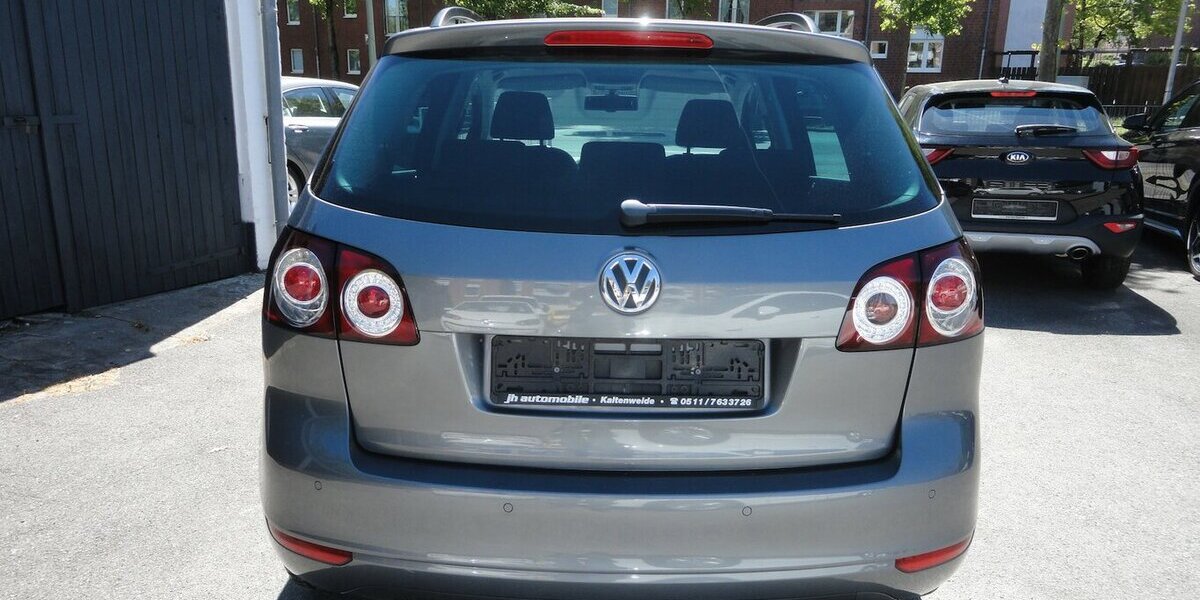 VW Golf Plus Match DSG,Klimatr.SHZ PDC G-S-Dach 58.000 km 10.950 &euro; Neuss 41462